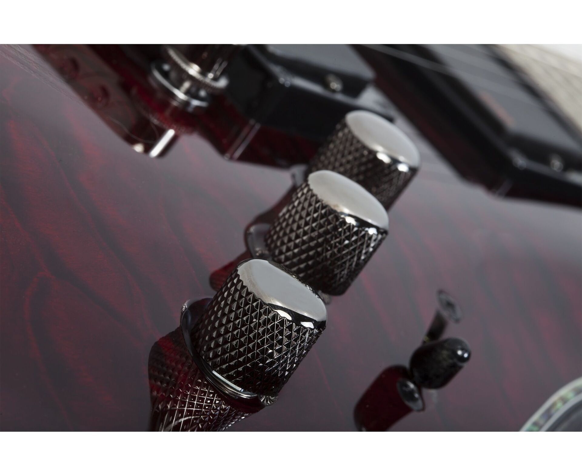 hellraiser_c-1black_cherry_bch_07